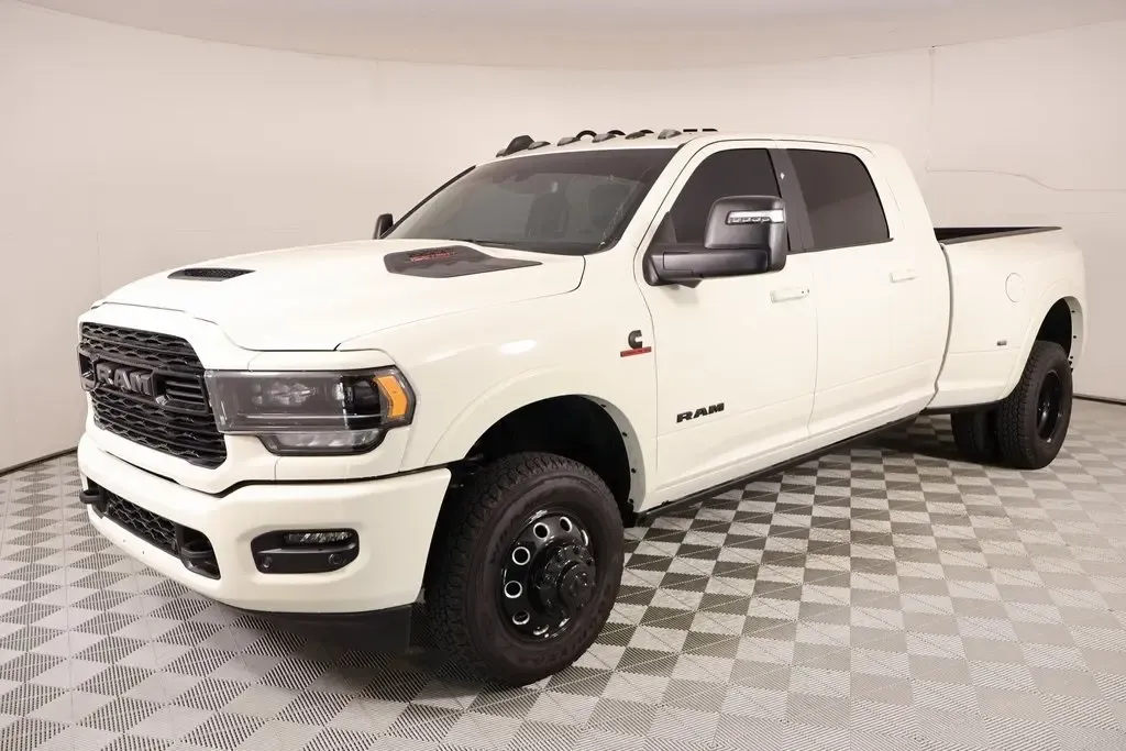 2024 Ram 3500 Limited MegaCab